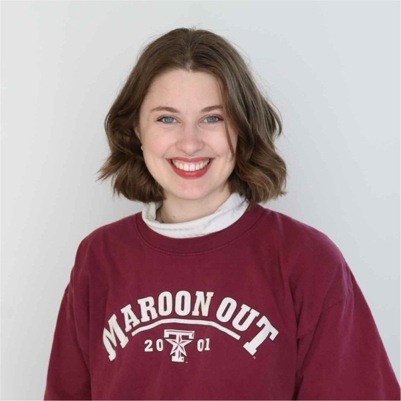 Emily Pyle Headshot
